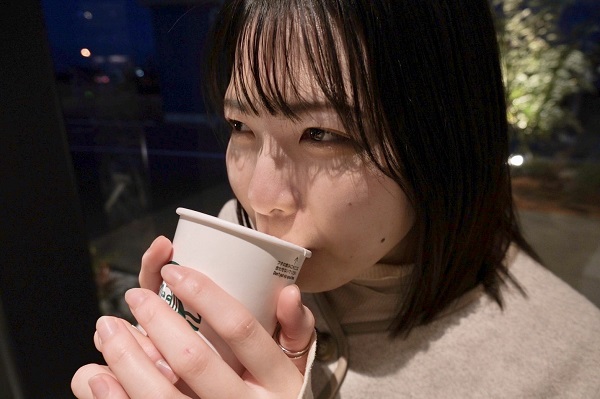 服部　茉鈴